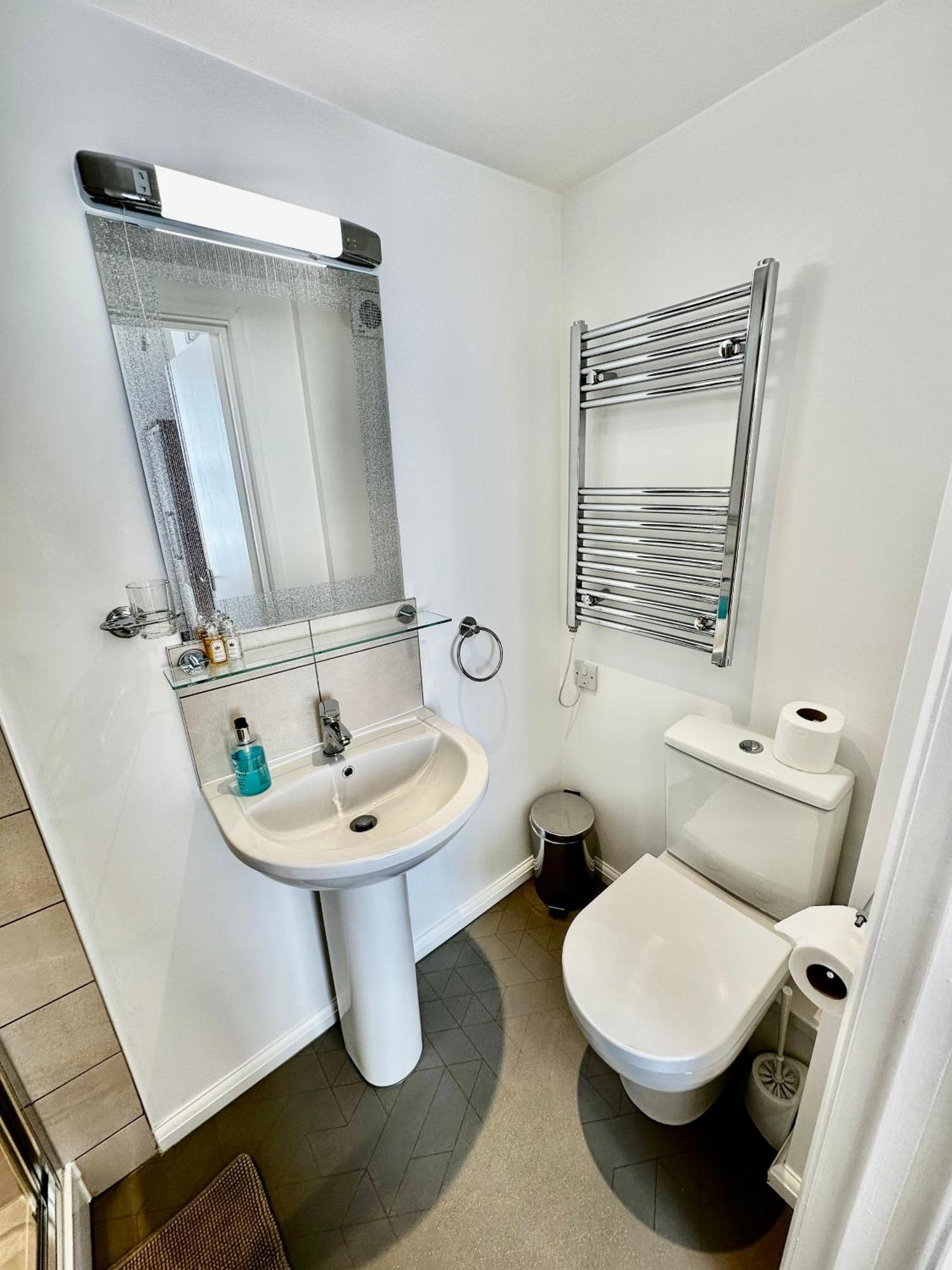Andorra Guest Accommodation Hove Buitenkant foto