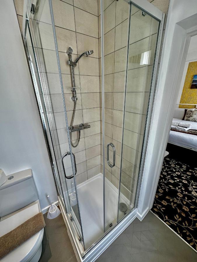 Andorra Guest Accommodation Hove Buitenkant foto