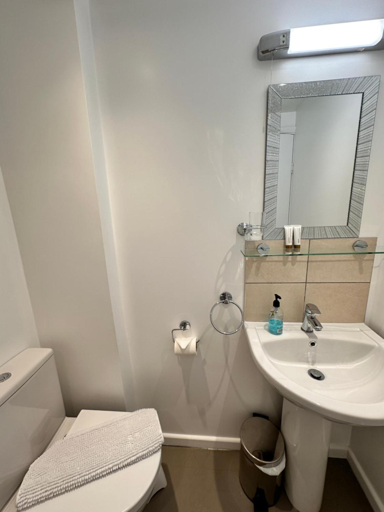 Andorra Guest Accommodation Hove Buitenkant foto