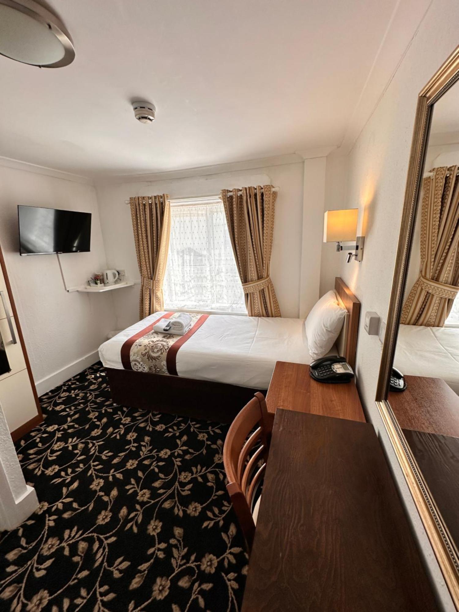 Andorra Guest Accommodation Hove Buitenkant foto