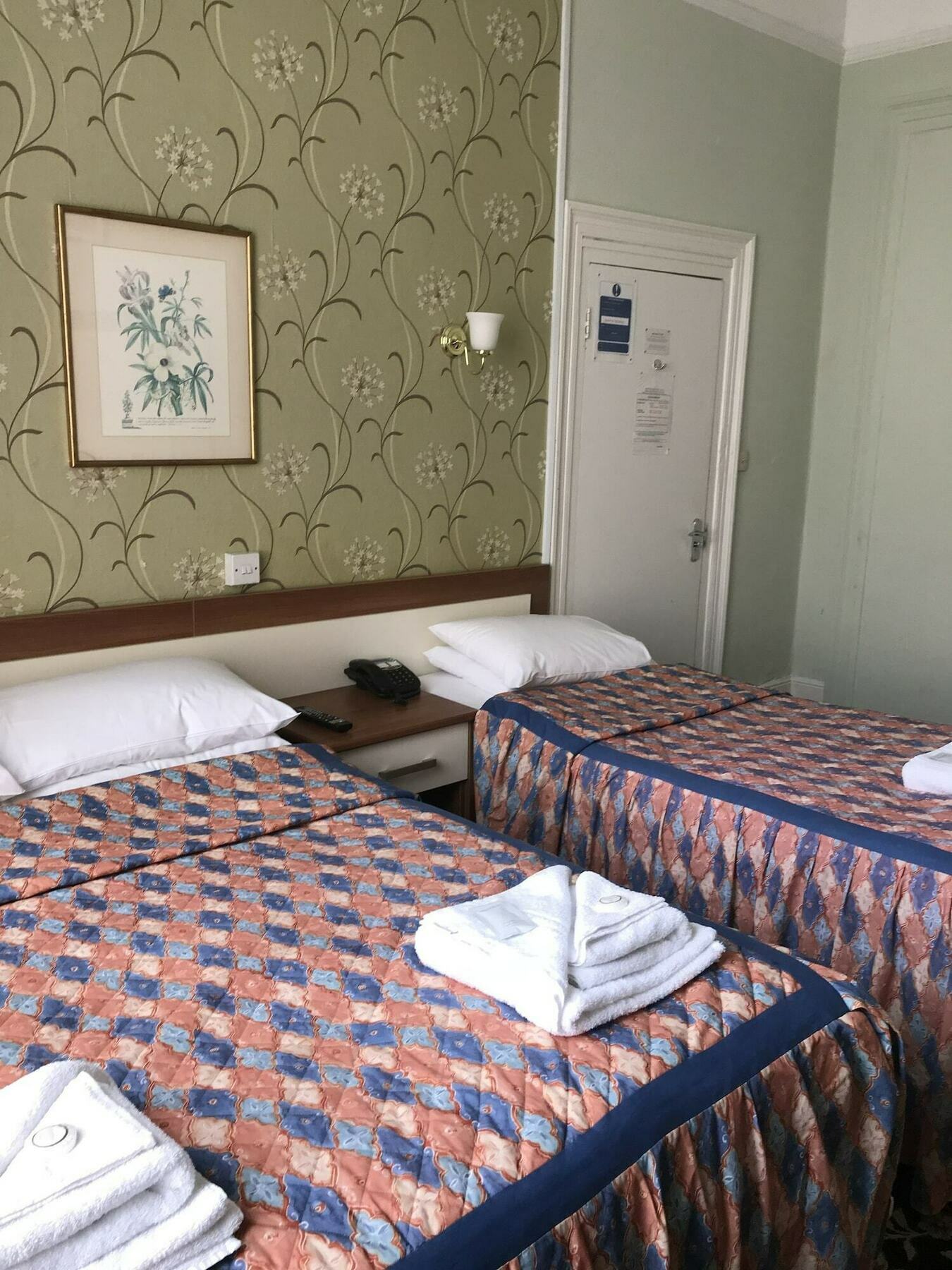 Andorra Guest Accommodation Hove Buitenkant foto